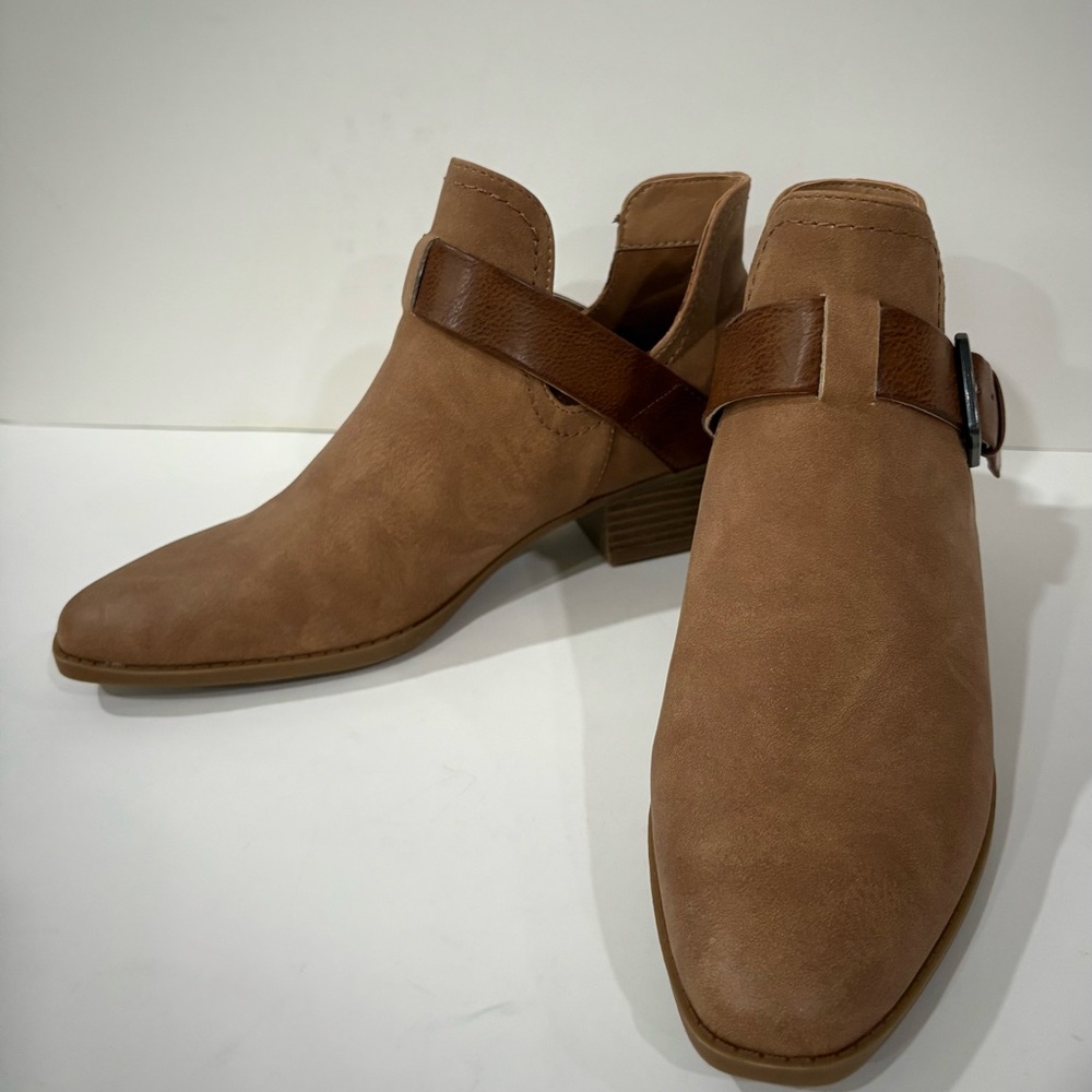 Wonderly Brown/Tan Suede Ankle Booties - Picture 3 of 11
